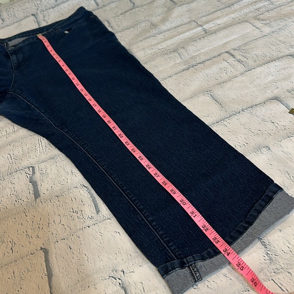 Michael Kors stretchy crop jeans - Picture 10 of 14